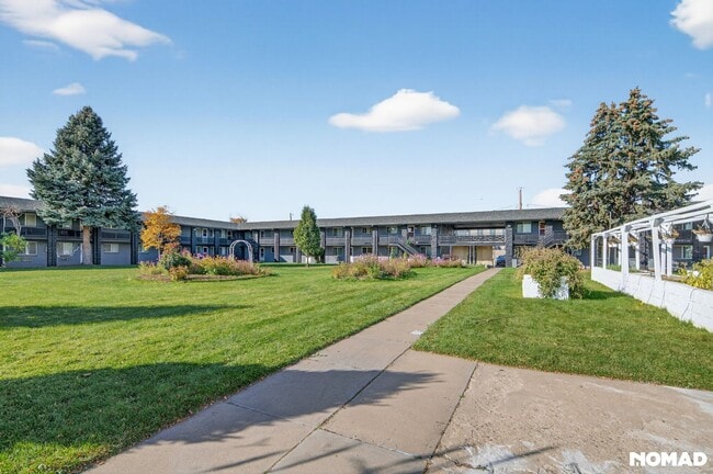 1865 Fenton St in Edgewater, CO - Building Photo - Building Photo