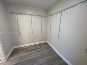 2500 SW 58th Ave in Miami, FL - Building Photo - Building Photo