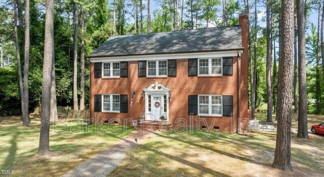 property at 636 Palmer Dr