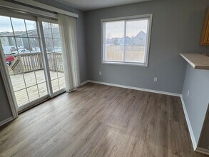 312 Dotson Dr in Ames, IA - Building Photo - Building Photo