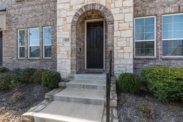 925 Utica Dr in McKinney, TX - Building Photo - Building Photo