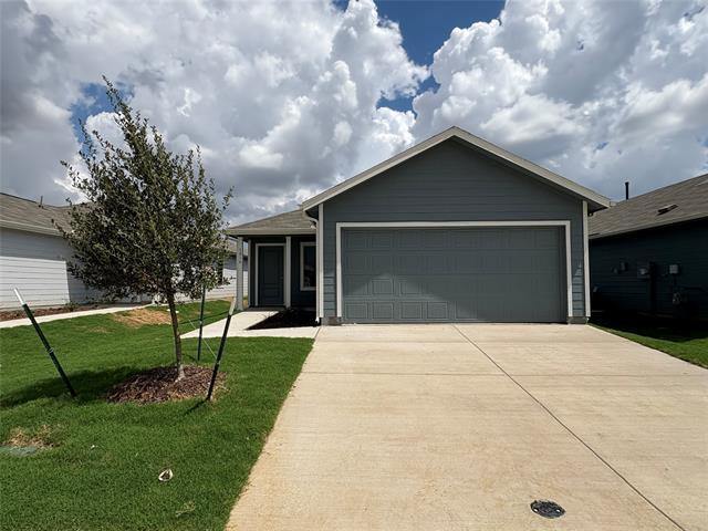 3016 Burmese St in Providence Village, TX - Foto de edificio