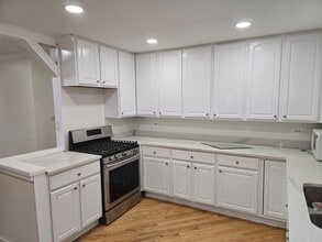 4005 Jay Ln in Rolling Meadows, IL - Building Photo - Building Photo