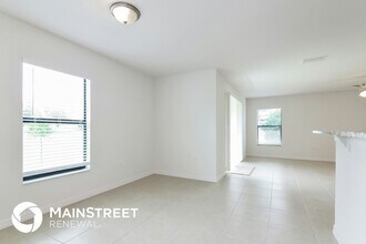 8512 Silverbell Loop in Brooksville, FL - Building Photo - Building Photo