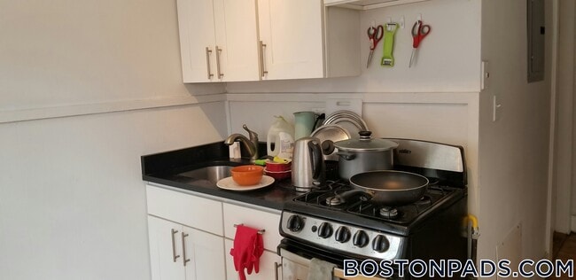 110 Willow St, Unit 2 in Cambridge, MA - Building Photo - Building Photo