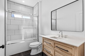 21261 Golden Hills Blvd, Unit A in Tehachapi, CA - Building Photo - Building Photo