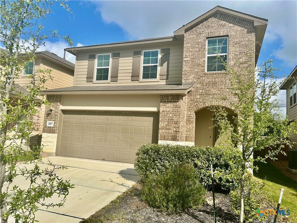 2857 Brogan Creek in New Braunfels, TX - Building Photo