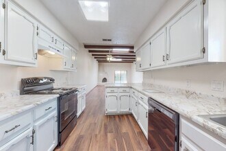 1505 Donette Pl NE in Albuquerque, NM - Building Photo - Building Photo