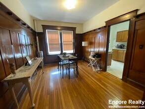 126 Englewood Ave, Unit 2 in Boston, MA - Building Photo - Building Photo