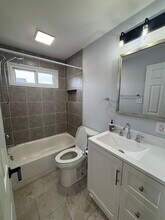 77 Highland Ave, Unit 2 in Tonawanda, NY - Building Photo - Building Photo