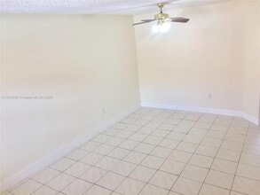 11378 W Flagler St in Miami, FL - Building Photo - Building Photo