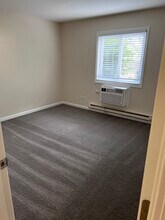 534 E Washington St in Round Lake Park, IL - Foto de edificio - Building Photo