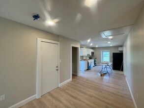 74 Washington St, Unit #8 in Medford, MA - Building Photo - Building Photo