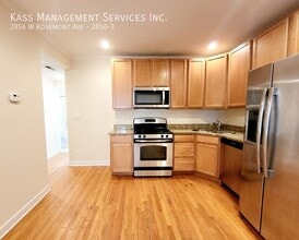 2856 W Rosemont Ave in Chicago, IL - Building Photo - Building Photo