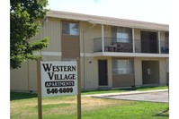 Western Village Apartments in Nampa, ID - Foto de edificio - Building Photo