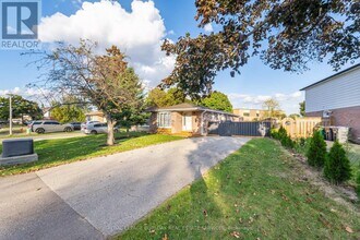 19 Juniper Crescent in Brampton, ON - Building Photo - Building Photo