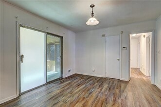 7415 Ann St in Riverdale, GA - Foto de edificio - Building Photo