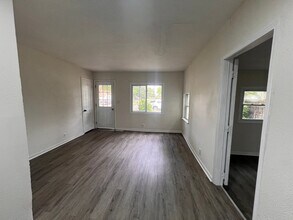 2244 N Kansas St in Wichita, KS - Building Photo - Building Photo