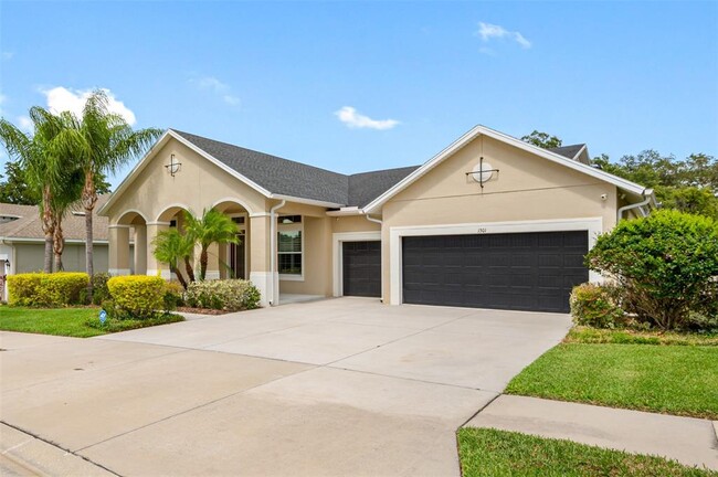 1301 Cadence Ct in Brandon, FL - Foto de edificio - Building Photo