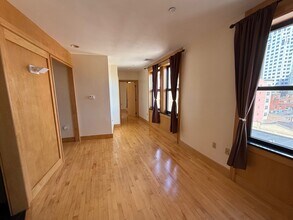 42 Beach St in Boston, MA - Building Photo - Building Photo