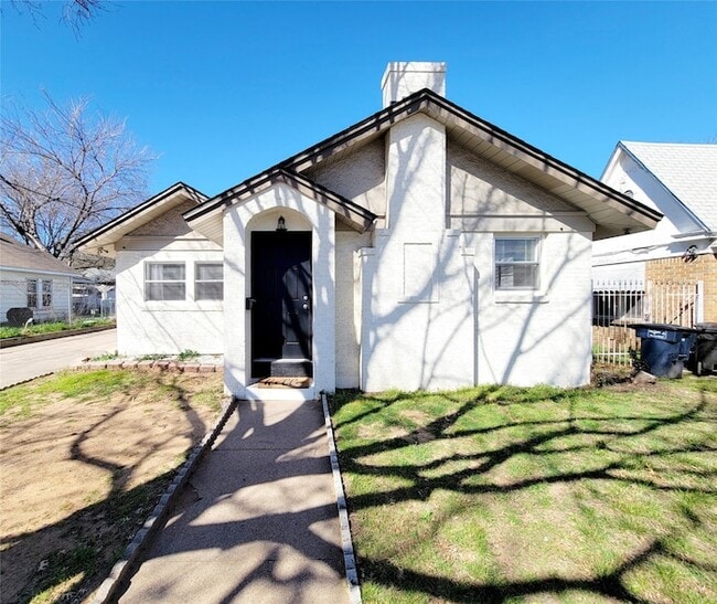 property at 2617 Virginia Ct