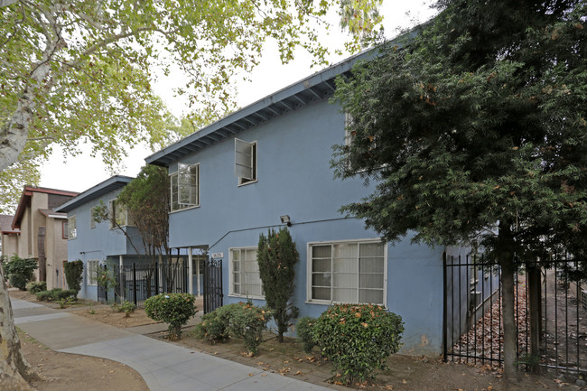 1623-1625 V St in Sacramento, CA - Building Photo - Building Photo