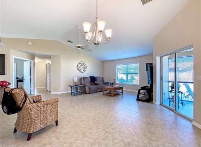 2134 Country Club Blvd in Cape Coral, FL - Building Photo - Building Photo