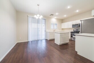 3012 Pumpkin Harvest Ave in North Las Vegas, NV - Building Photo - Building Photo