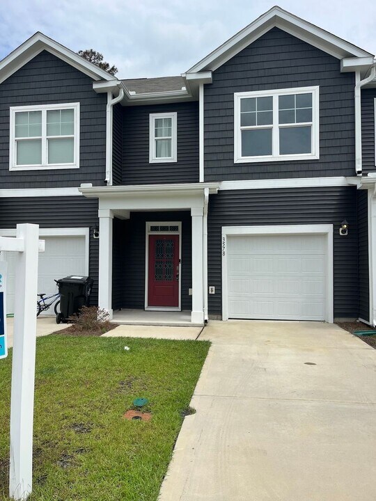 3578 Roseblossom Dr in Leland, NC - Building Photo