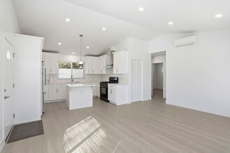 28 Amesti Rd in Watsonville, CA - Building Photo - Building Photo