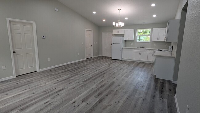 8168 Juniper Rd, Unit 1 in Ocala, FL - Building Photo - Building Photo