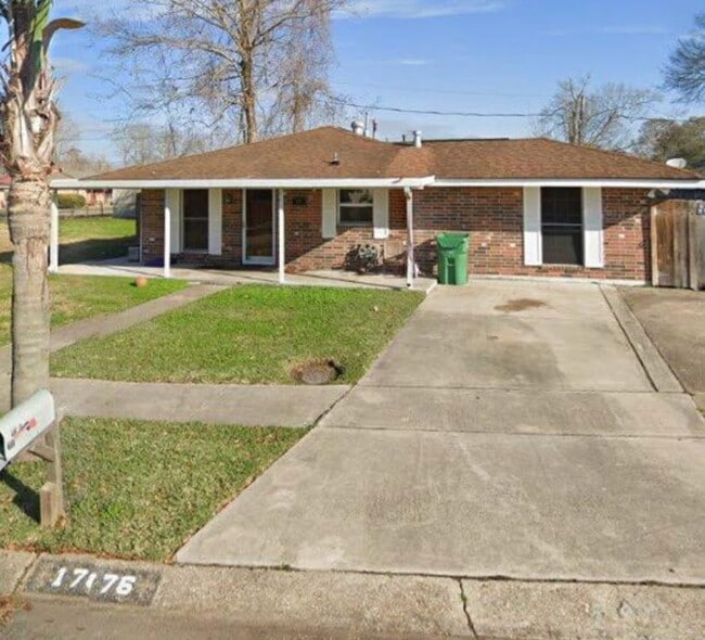 property at 176 Carita Dr