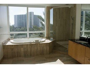 16001 Collins Ave, Unit # 406 in Sunny Isles Beach, FL - Building Photo - Building Photo