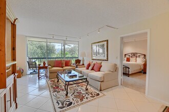1731 Bridgewood Dr in Boca Raton, FL - Building Photo - Building Photo