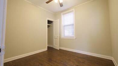2259 W Hirsch St in Chicago, IL - Building Photo - Building Photo