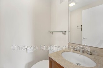 3501 N Racine Ave in Chicago, IL - Building Photo - Building Photo