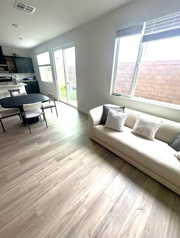 1379 Leonhardt Lp in Lincoln, CA - Building Photo - Building Photo