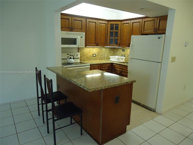 1770 79th Street Causeway in North Bay Village, FL - Building Photo - Building Photo