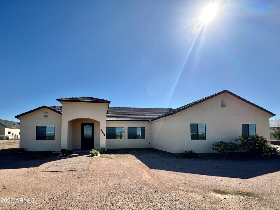 1527 E Germann Rd in San Tan Valley, AZ - Building Photo