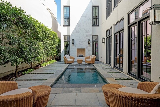 2521 Westgate Dr in Houston, TX - Building Photo - Building Photo