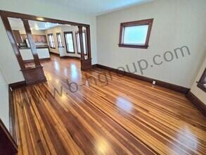2325 Roosevelt Rd in Kenosha, WI - Building Photo - Building Photo