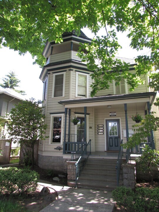1-340 1/2 E 11th Ave in Eugene, OR - Building Photo