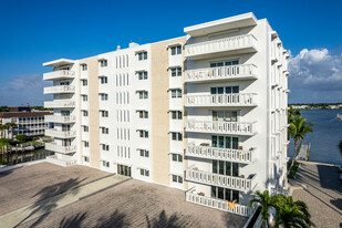 Bay Terrace Apartamentos