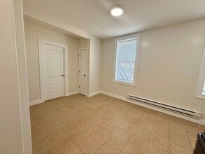7222 Broadway, Unit 6 in North Bergen, NJ - Building Photo - Building Photo