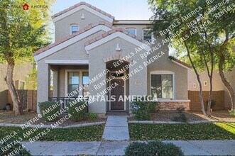 2715 S Cupertino Dr in Gilbert, AZ - Building Photo - Building Photo