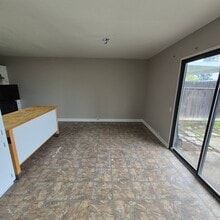 4727 Eli Ct in Carmichael, CA - Building Photo - Building Photo