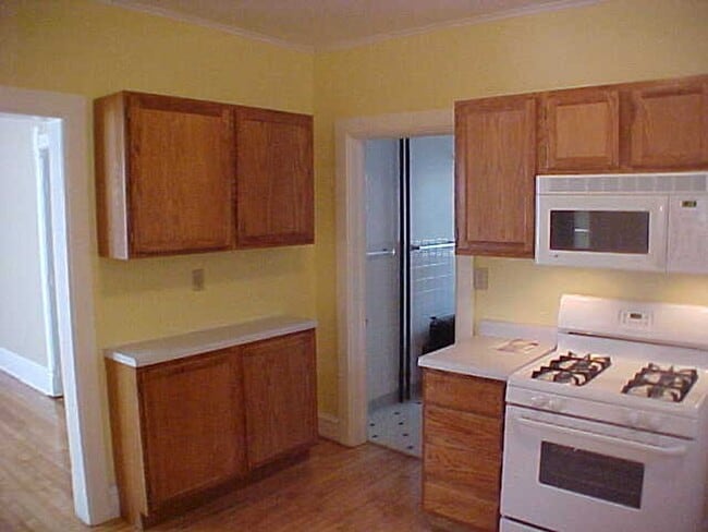 1881 E Main St in Madison, WI - Building Photo - Building Photo