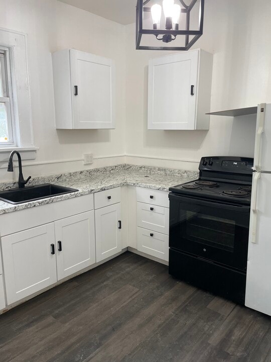 323 N Main St, Unit 2nd floor in Liberty, NY - Building Photo