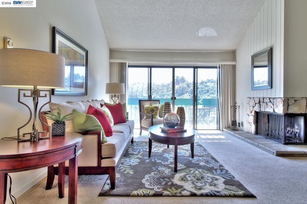 25700 University Ct, Unit 3 in Hayward, CA - Building Photo