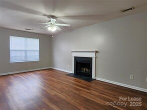 1426 Mitchell Glen St in Kannapolis, NC - Building Photo - Building Photo